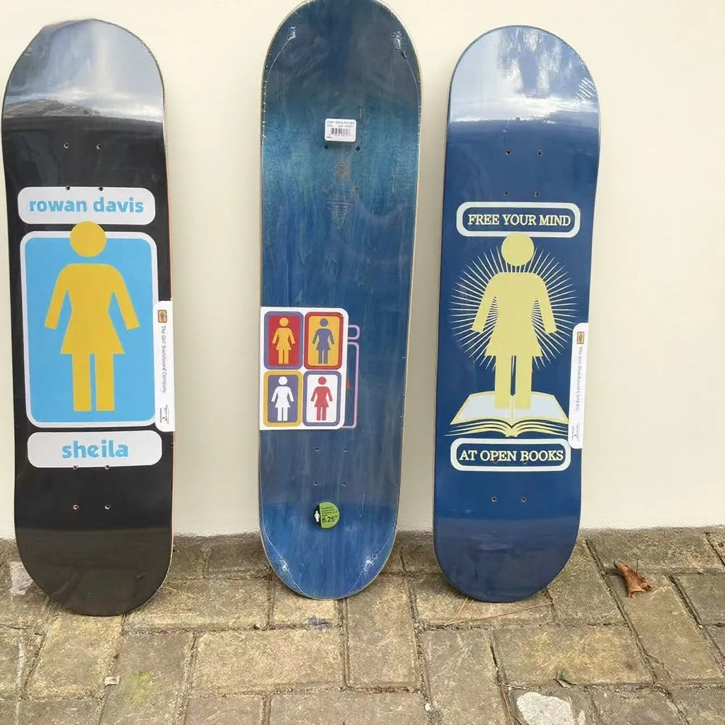 100% Canadian maple skateboard, 100% double rocker, available sizes (7.75, 8.0, 8.25, 8.375, 8.5 inches), 7-ply deck